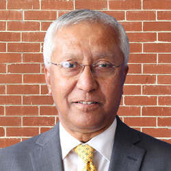 Prof. Akhtar